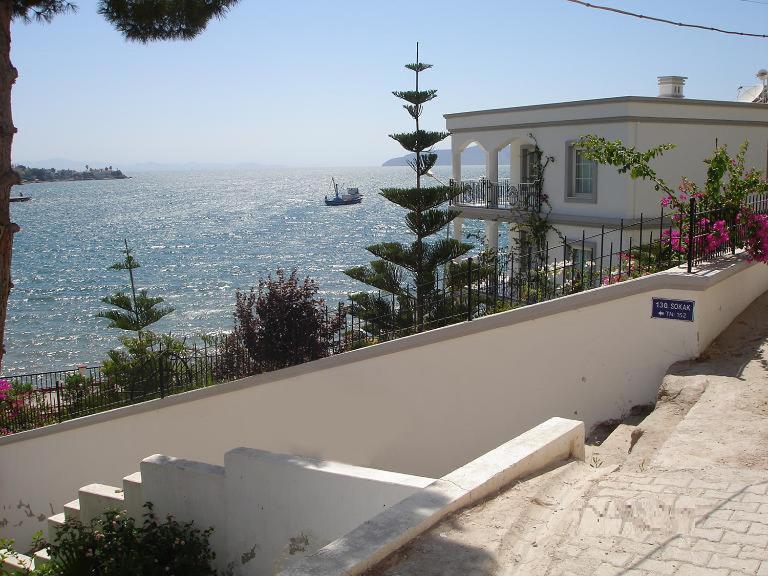 Marina View Residence Gulluk Exterior photo